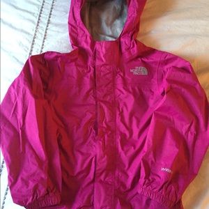 Size 6 (XS) Girls North Face Rain Jacket